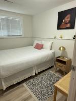 Michaud's Basement unit - Bed and Breakfast Nakusp