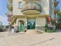 Cozy City Stay Balcony & AC Czechowicka 31 by Solarento - Chambres d'hôtes Varsovie