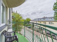 Cozy City Stay Balcony & AC Czechowicka 31 by Solarento - Chambres d'hôtes Varsovie