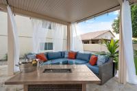 Epic 6BR w Foosball Popcorn Pool Fire Pit - Bed and Breakfast Peoria