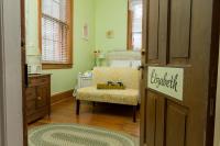 Queen Room (Elizabeth)