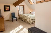 Annie's Galena Cottage Suite