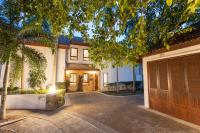 Coconut Palms Villa, Huge Private Pool Villa with Pool Table & Gym in Rawai, Phuket - B&B Ban Sai Yuan