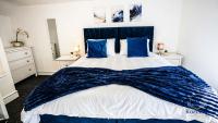 2BR Apartment - 5 Beds & Parking in Walsall Town - Ferienwohnung Walsall
