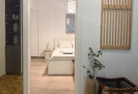 Modern Flat by Flisvos Marina & Trocadero - B&B Athens