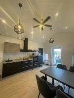 Dachgeschosswohnung mit Ausblick - Ferienwohnung Breiten