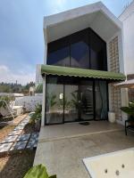 Villa Istana Damar - B&B Tutugan