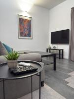 SQUARE 02 - 2 min to Macedonia Square, Free Parking - B&B Skopje