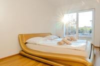 Free parking I 2 BR, kitchen & terrace - B&B Sankt Pölten