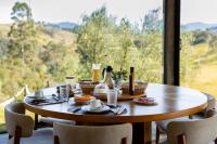 Chalé Casa Mourad Entre Olivais café da manhã incluso - Chambres d'hôtes Delfim Moreira