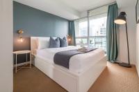 Spacious 3BR condo with patio & free parking - Ferienwohnung Toronto