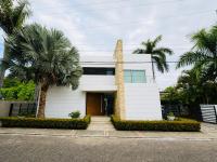 Casa campestre condominio Lagos del peñón - B&B Girardot