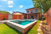 Casa Elizabeth - piscina, 3 suítes e área gourmet - Chambres d'hôtes Pirenópolis