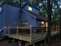 Jade Escape - Near Bagnell Dam Strip - Sleeps 8 - EV Charger - B&B Rocky Mount
