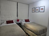 Departamento de 2 dormitorios frente a Parque Araucano - B&B Santiago del Cile