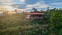 Abrigo dos Lobos - casa com cachoeira na Canastra - B&B São Roque de Minas