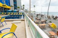 Pé na Areia - Flat com Piscina, Ar e Garagem na Barra - B&B Salvador