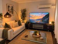 East Perth 2 bedroom Apartment with Parking and Wi-Fi - Chambres d'hôtes Perth