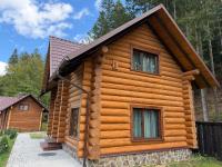 Котеджне містечко KVASOVETS - B&B Kolochava