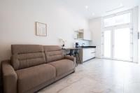 Residenza Sant'Ambrogio 6B - 15 minutes from Malpensa - B&B Busto Arsizio