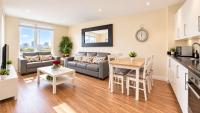 Modern 2-Bed City Living with Private Balcony - B&B Manchester