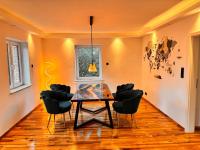 Independent House With Parking, Connecting Messe & City Centre - Chambres d'hôtes Hanovre