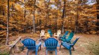 Sleepy Moose- Cozy Cabin in Sister Bay, Hot Tub, Fire Pit, Dogs! - B&B Sister Bay
