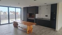 Departamento luminoso con patio y cochera incluída - B&B Córdoba