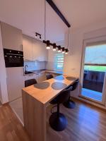 SweetDream Apartment with a separate bedroom - Bed and Breakfast Belgrado