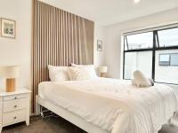 Central 2BRM 2BTH townhouse FREE carpark - B&B Christchurch
