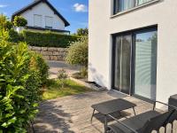 Krullywood- Modernes 1 Zimmer Appartement - B&B Obersontheim