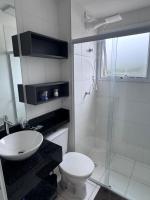 Studio 159 luxuoso completo , Cama Queen size com ar condicionado e garagem - B&B Mogi das Cruzes