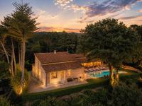 La Scuola, Luxueuse villa avec piscine privée - B&B San Casciano dei Bagni