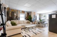 Deluxe 4BR-2BA-12Beds | Parking | NYC | EWR 15 min - B&B Bayonne