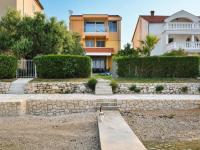 Direct Seafront Villa - Chambres d'hôtes Bibinje