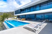 Heaven's Nest by LovelyStay - Bed and Breakfast Ribeira Brava