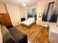 Deluxe Room 5 East London - B&B London