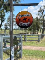 Clarendon Cottage, near Lowood , Fernvale, right on the BVRT - B&B Clarendon