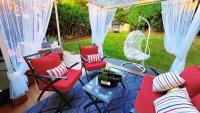 IRISÉA 2 Bedroom Guest Suite with Private Entrance - B&B Surrey