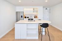 Wellington CBD 3BR with Pool Gym & Views - B&B Wellington