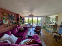 Spacious riverside 2bed 2bath apartment in SW London - Chambres d'hôtes Acton