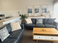 Three-Bedroom Apartment with Lake View