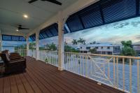 Crains Perch by Sun Palace Vacations - B&B Fort Myers Beach