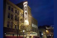 2 Bedroom with King Suite, Large Space, Pet Friendly, Steps from Downtown Jolie - Ferienwohnung Joliet