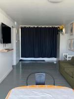 Whole private downstairs apartment - B&B Narooma