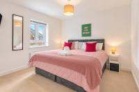 Family Getaway- Cotswolds, A419, M4, Stylish 3BR House, Fast WiFi, Sleeps 6, Free Parking - B&B Swindon