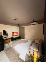 Airport Close Stylish Central Studio with 247 Pwr - B&B Olori
