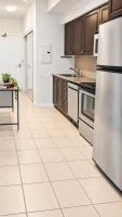 High Rise Suites - CN Tower, Pool, Hot Tub & Gym - CN Tower and Rogers Centre - Ferienwohnung Toronto