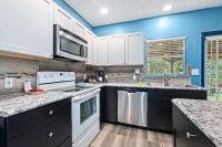 Wooded 1BR Retreat in New Smyrna Beach - B&B New Smyrna Beach