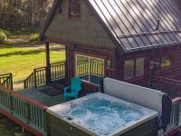 New Listing - River Front Cabin with Hot Tub near Hatcher Pass - B&B Wasilla